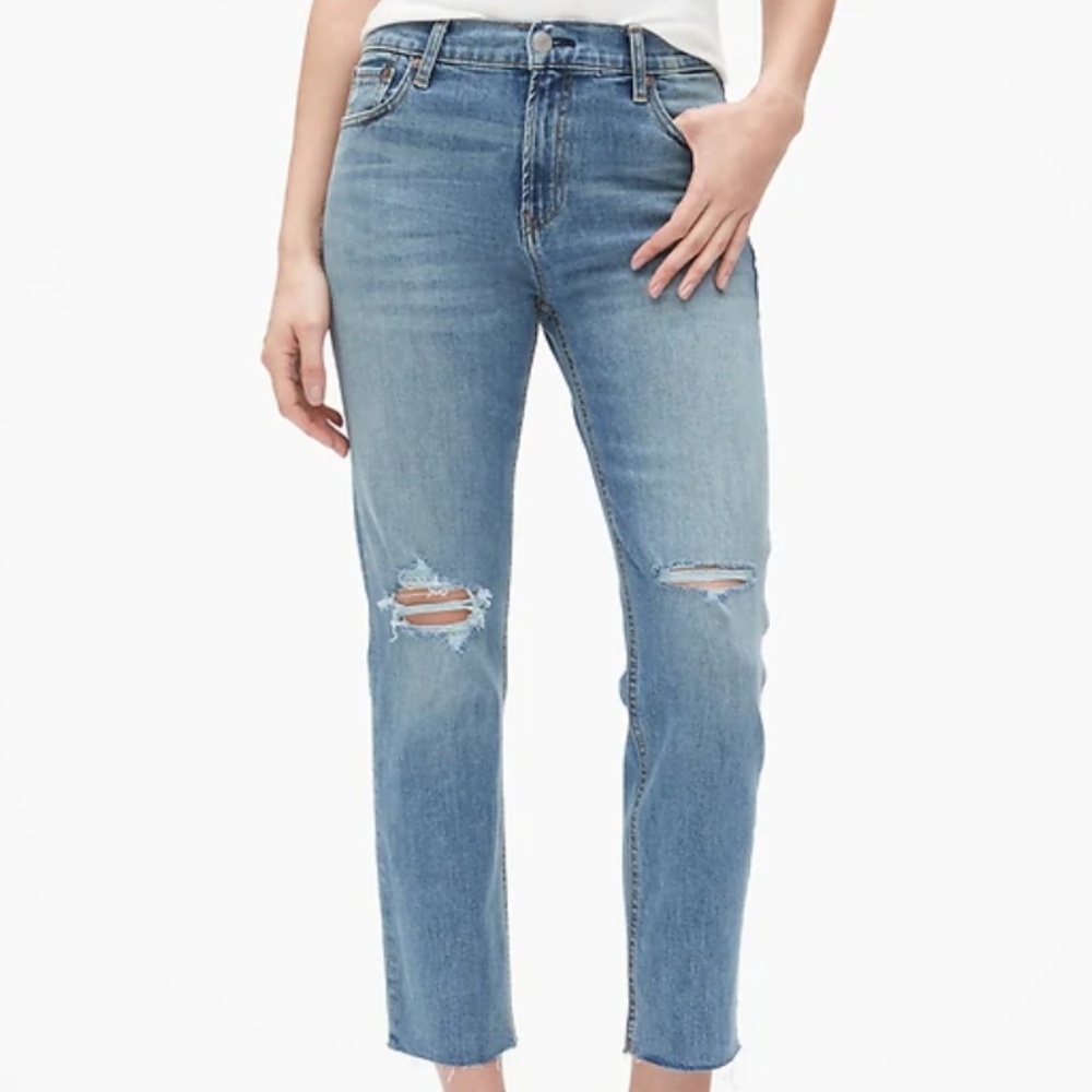 🚫SOLD🚫 Gap Straight Distressed Jeans Raw Edge 27 Regular